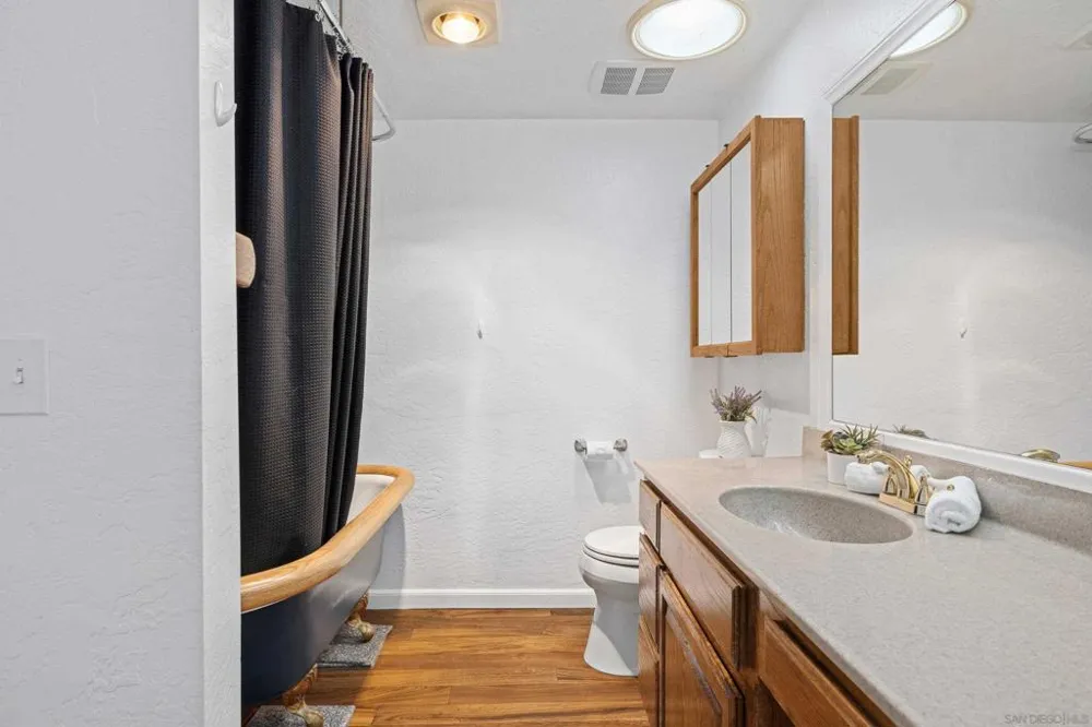 22170 Burma Road Ramona, CA 92065
