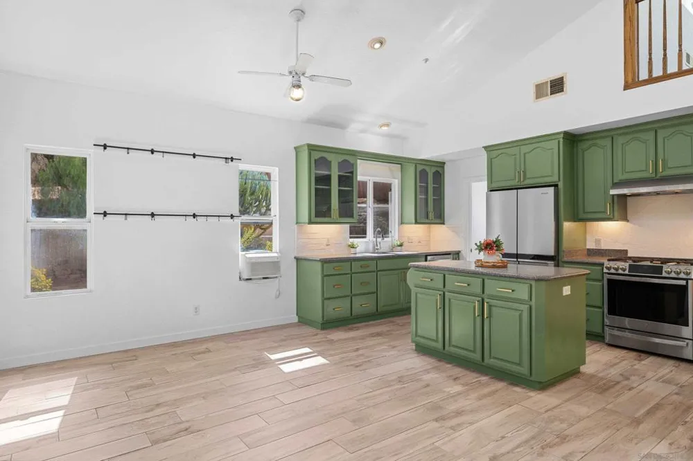 22170 Burma Road Ramona, CA 92065