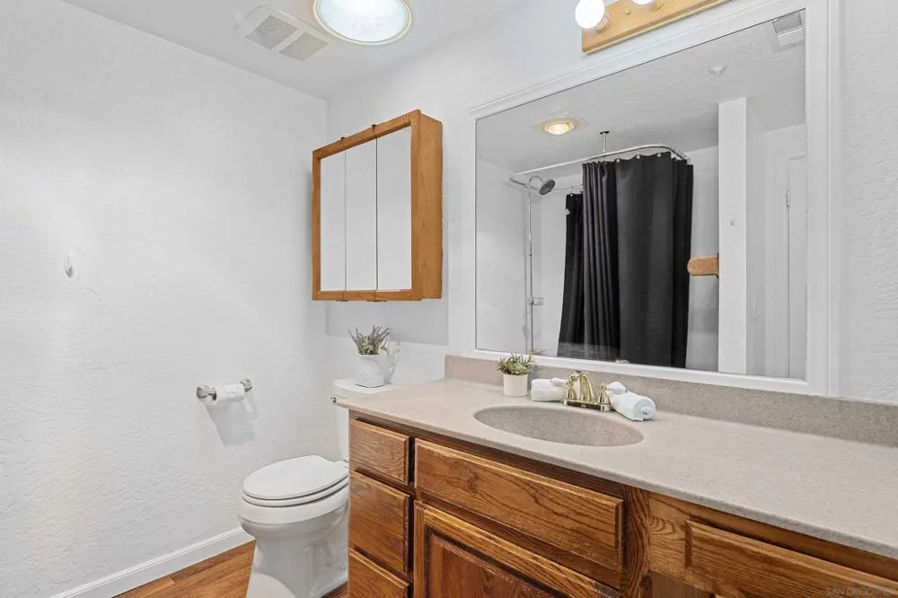 22170 Burma Road Ramona, CA 92065