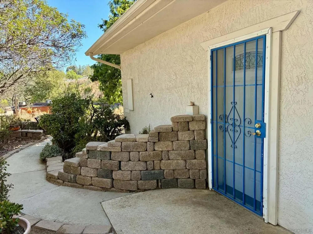 22170 Burma Road Ramona, CA 92065