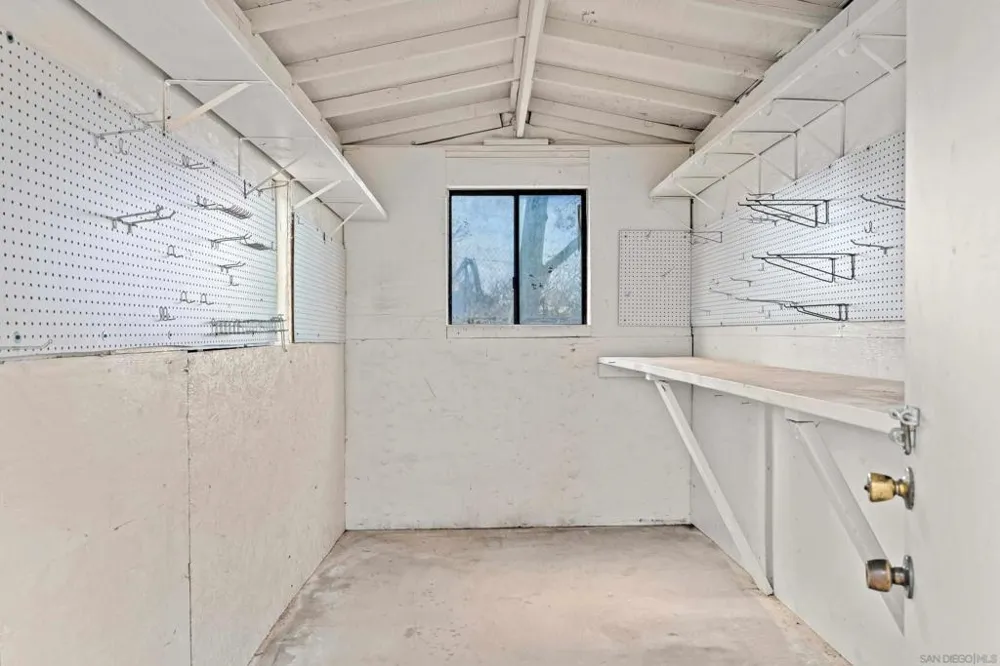 22170 Burma Road Ramona, CA 92065