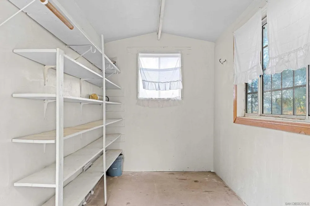 22170 Burma Road Ramona, CA 92065