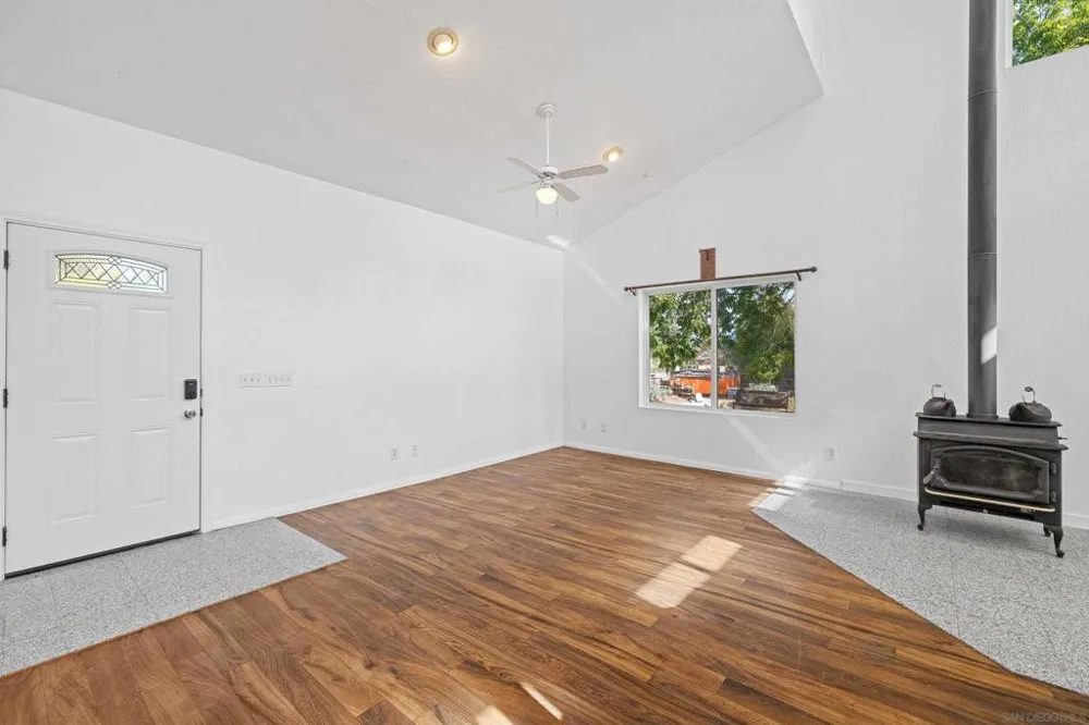 22170 Burma Road Ramona, CA 92065