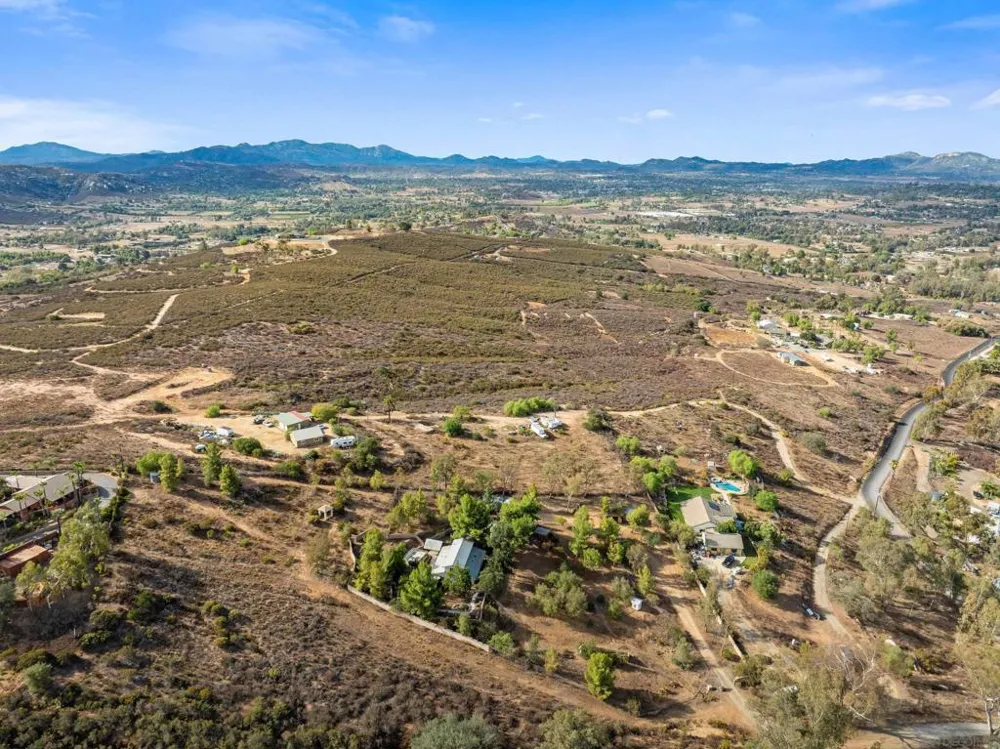 22170 Burma Road Ramona, CA 92065