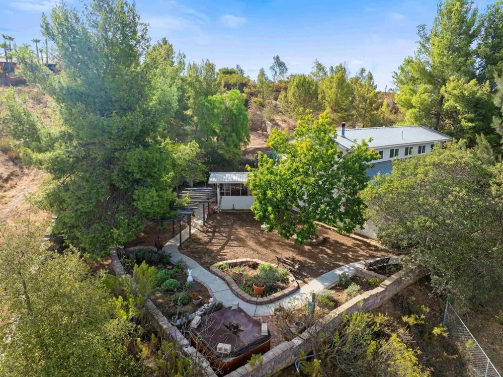 22170 Burma Road Ramona, CA 92065