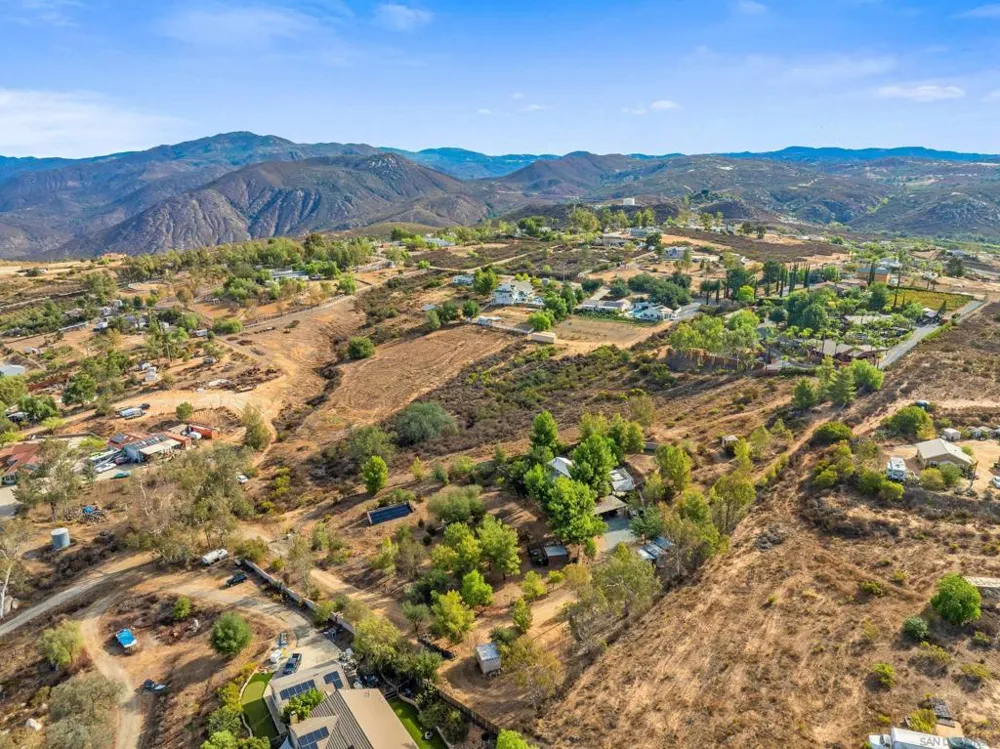 22170 Burma Road Ramona, CA 92065