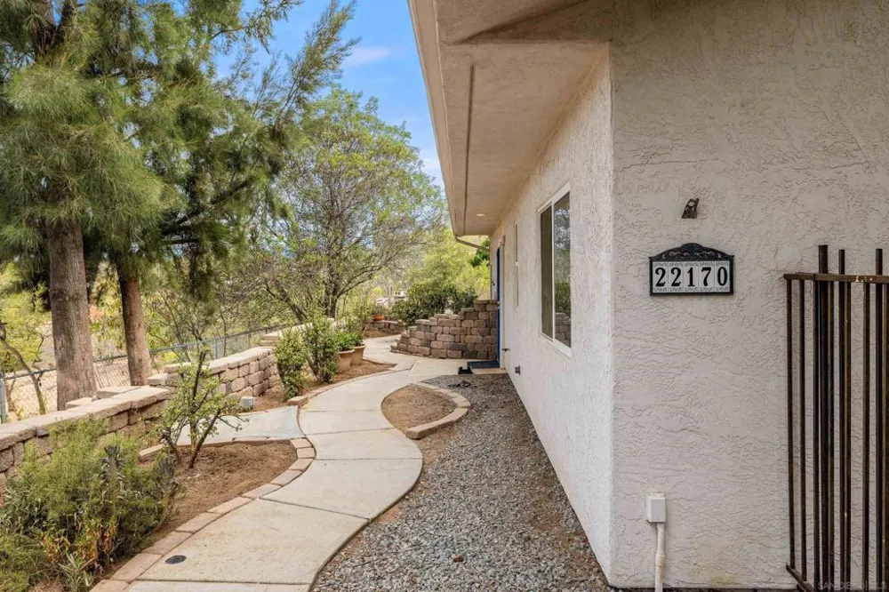 22170 Burma Road Ramona, CA 92065