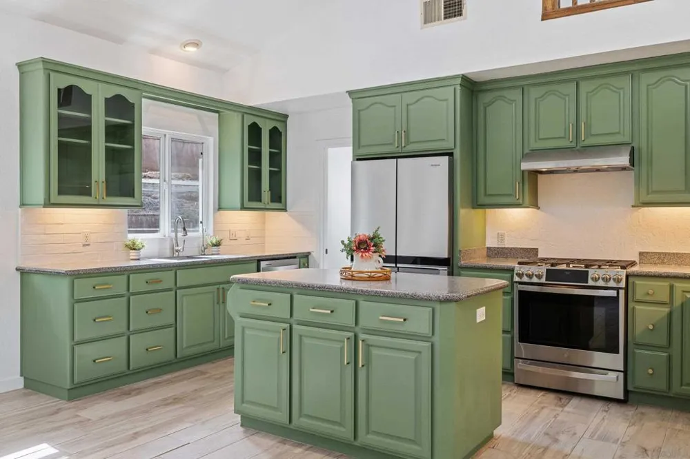 22170 Burma Road Ramona, CA 92065