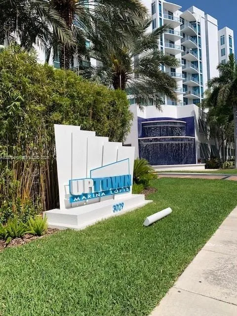 3029 NE 188th St #505 Aventura, FL 33180