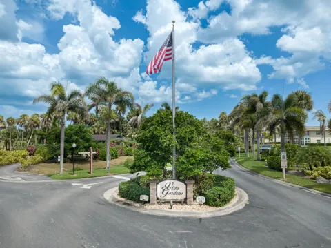 36 VISTA GARDENS TRAIL #103