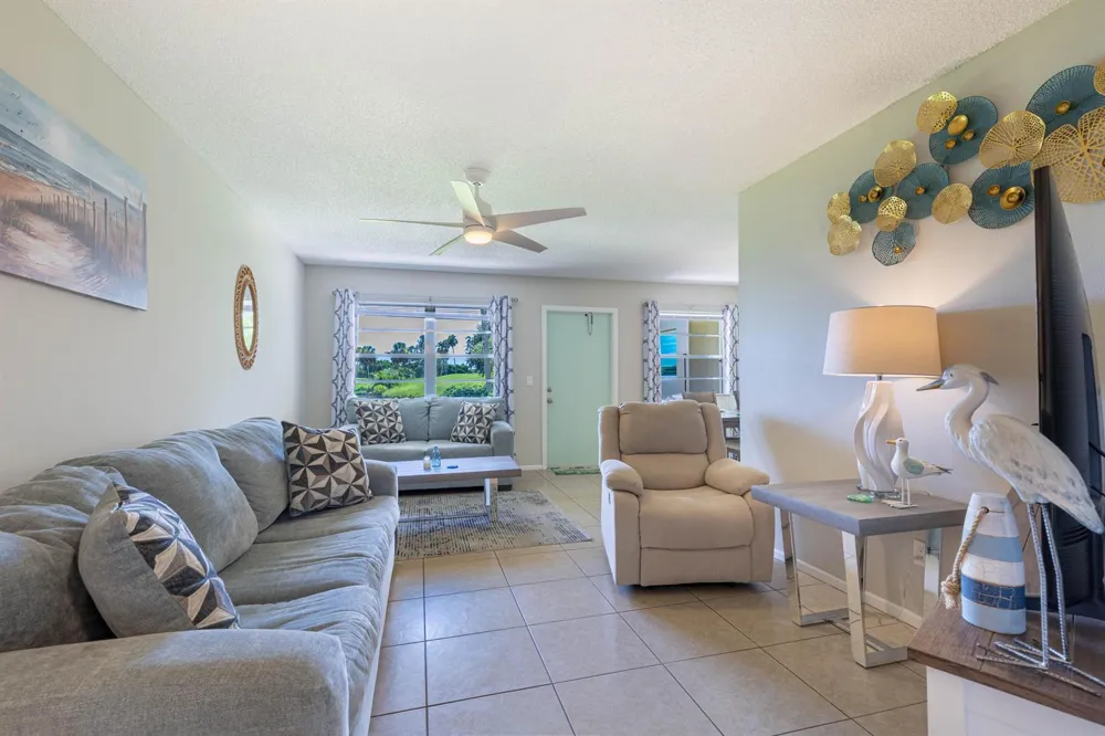 36 VISTA GARDENS TRAIL #103 Vero Beach, FL 32962