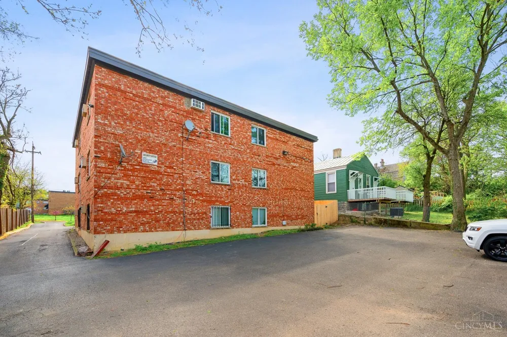 2635 Stanton Avenue #4 Cincinnati, OH 45206