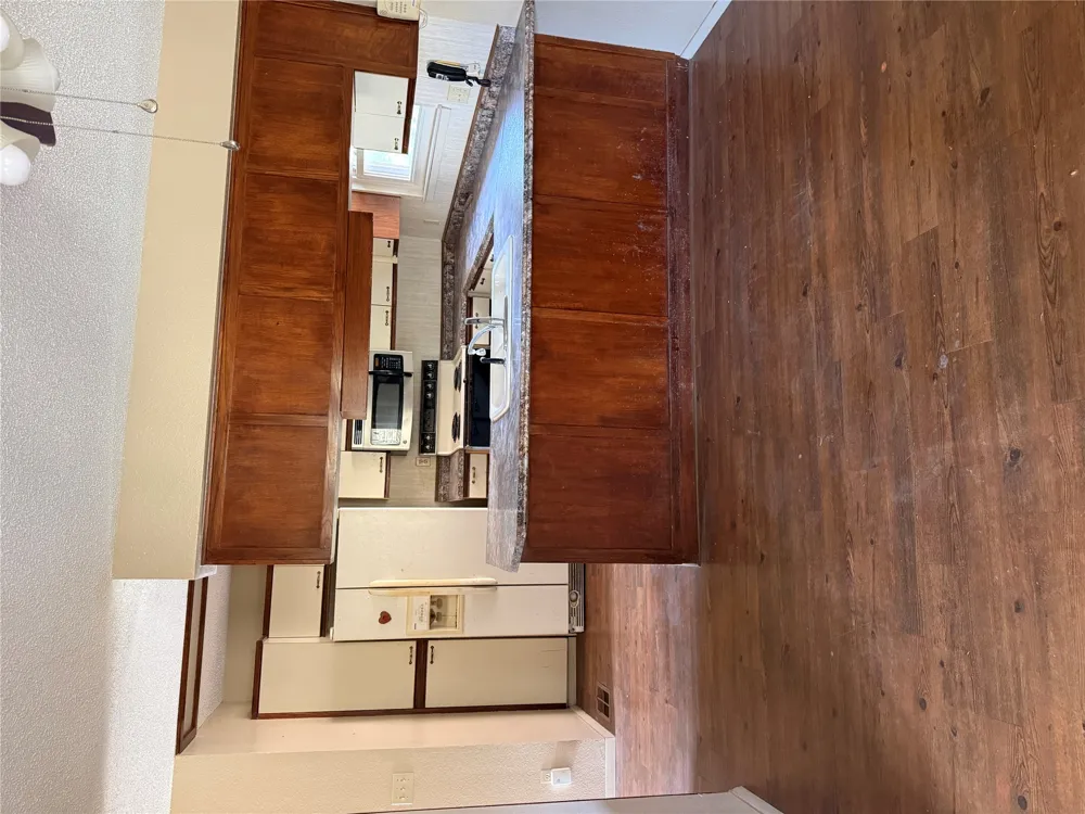 108 Brian Lane Hugo, OK 74743