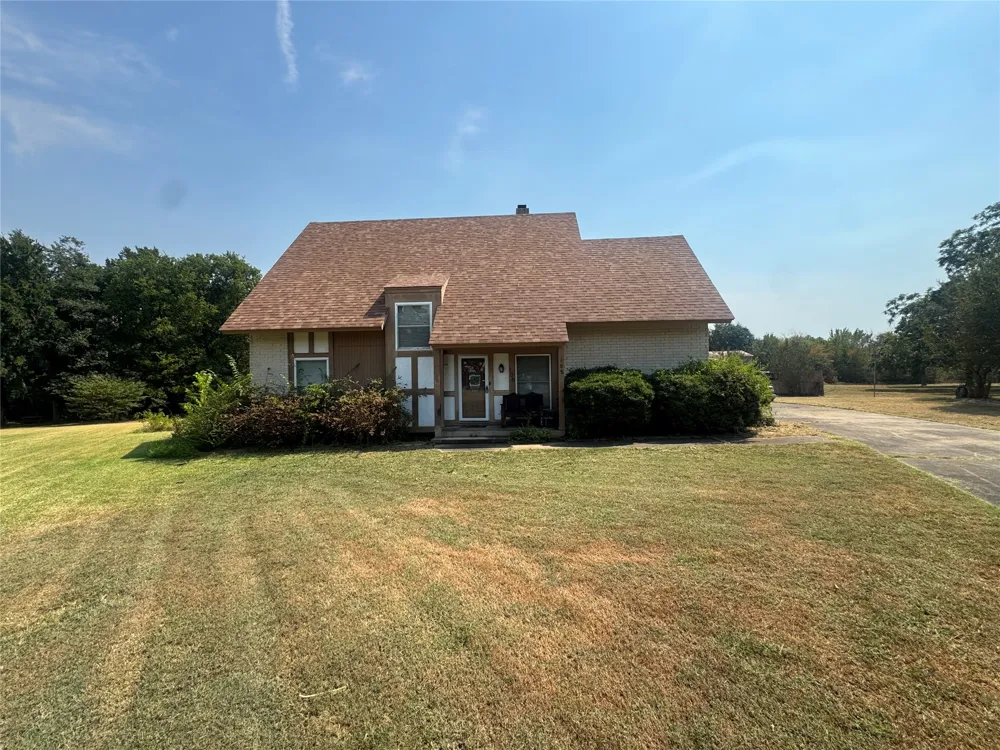 108 Brian Lane Hugo, OK 74743