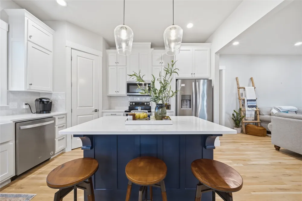 46 Center Lane Carlton Landing, OK 74432
