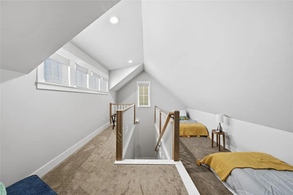 46 Center Lane Carlton Landing, OK 74432