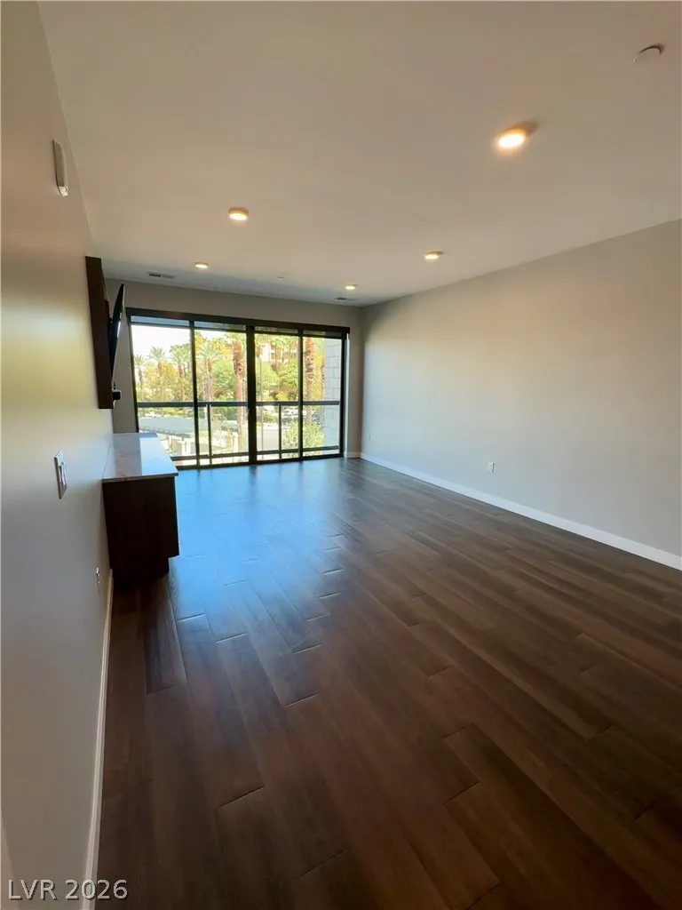 2460 E Serene Avenue #205 Henderson, NV 89074