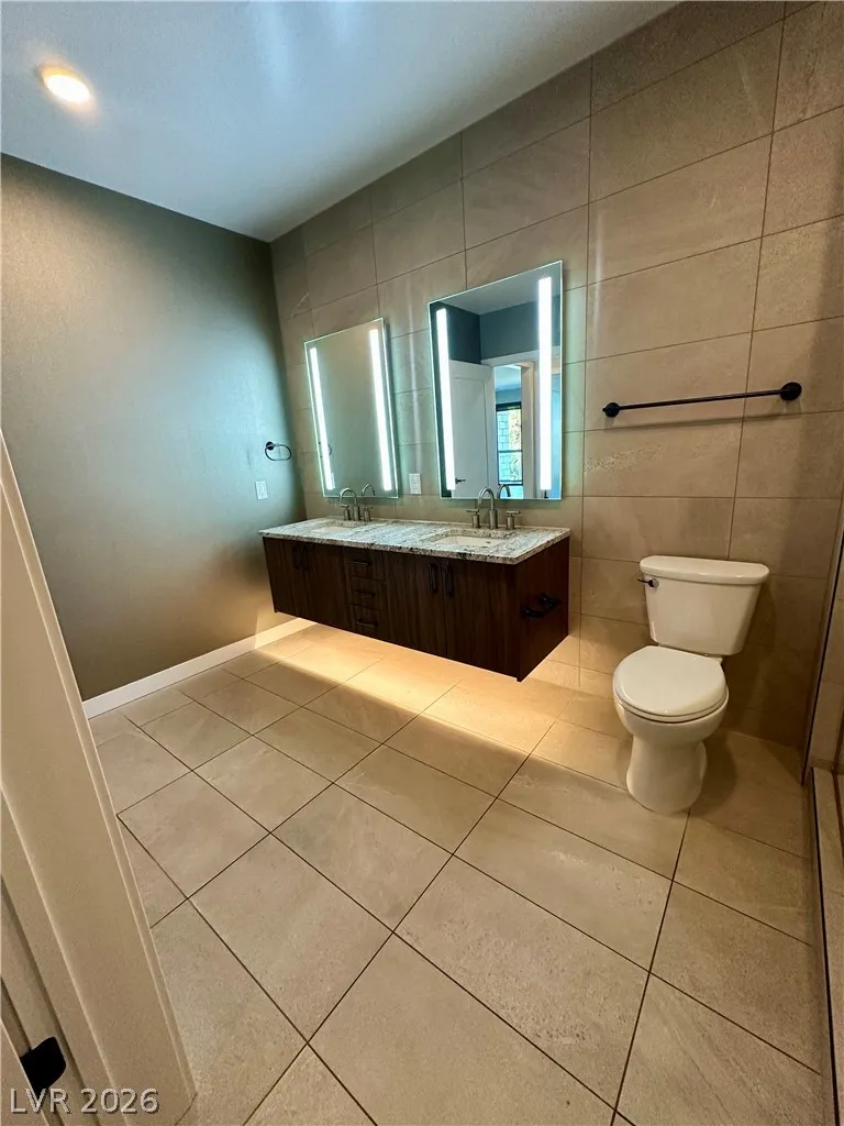 2460 E Serene Avenue #205 Henderson, NV 89074