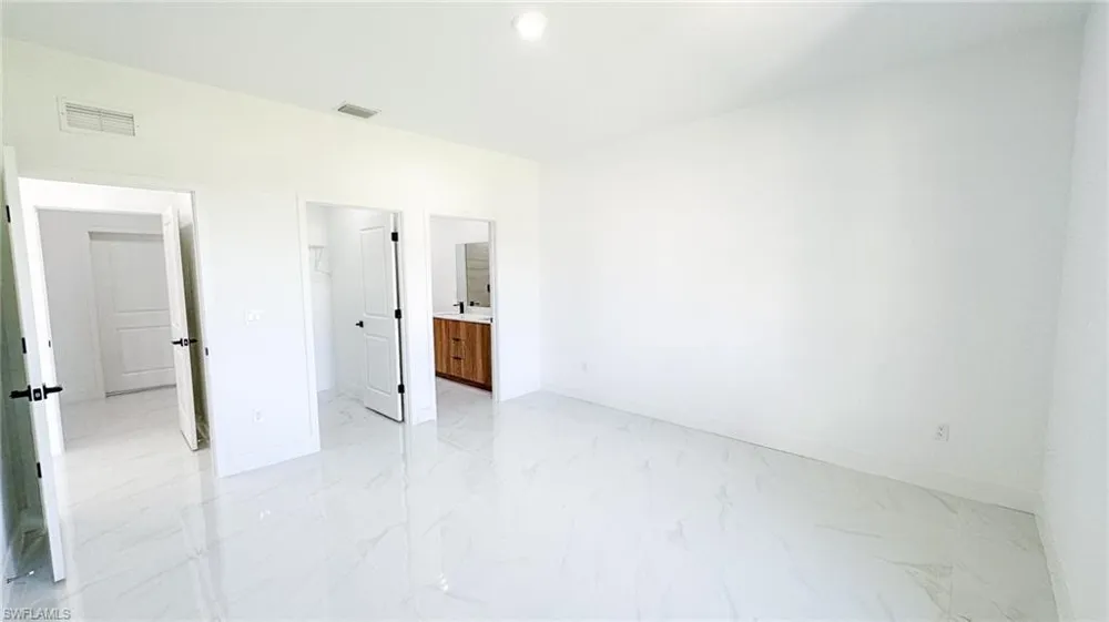 1843 Richmond Avenue Lehigh Acres, FL 33972
