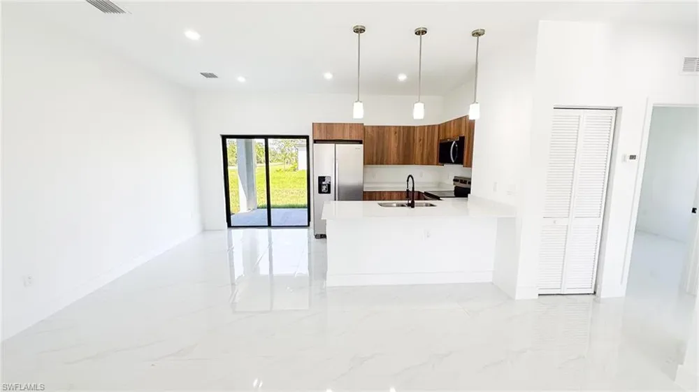 1843 Richmond Avenue Lehigh Acres, FL 33972