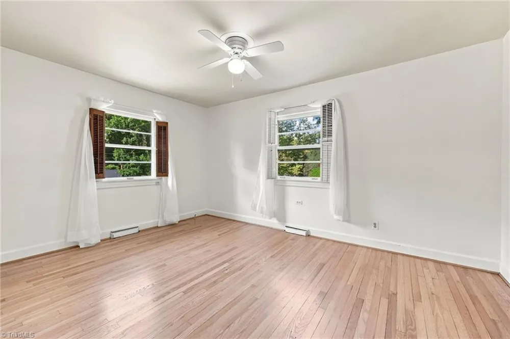 246 Fairview Avenue Mount Airy, NC 27030