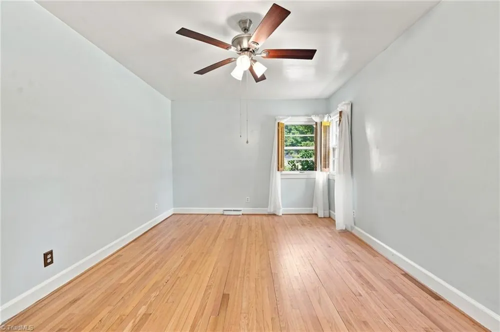 246 Fairview Avenue Mount Airy, NC 27030