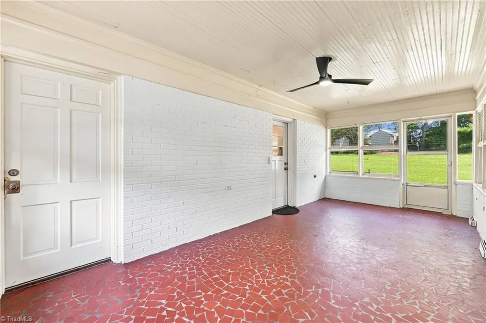 246 Fairview Avenue Mount Airy, NC 27030