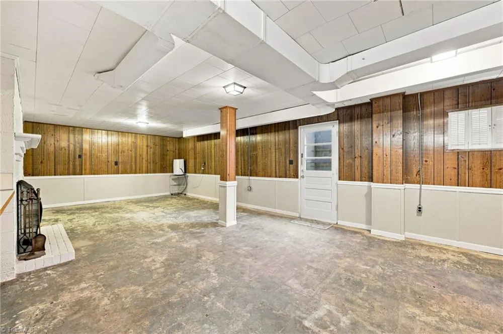 246 Fairview Avenue Mount Airy, NC 27030
