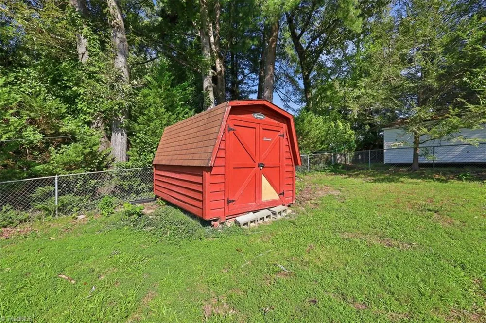 246 Fairview Avenue Mount Airy, NC 27030