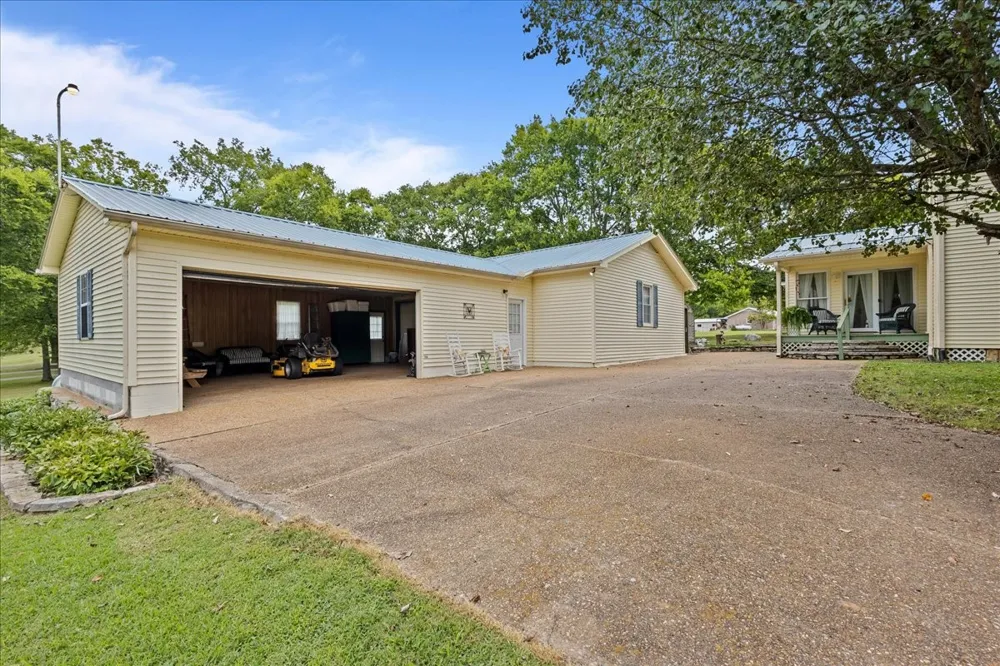 5995 Alvin Sperry Rd Mount Juliet, TN 37122