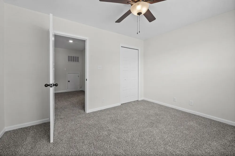412 Hillside Dr Clarksville, TN 37040