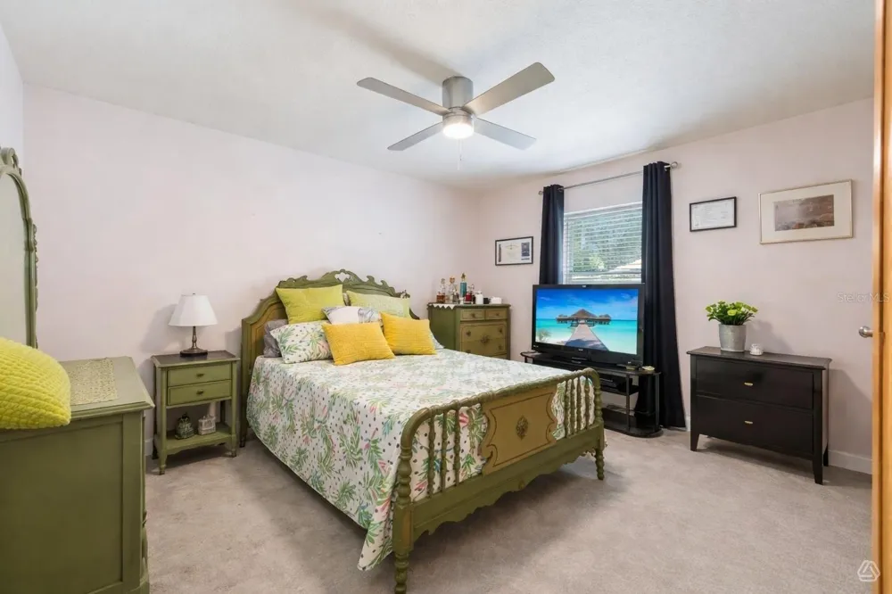 2610 TWELVE POINT DRIVE Lakeland, FL 33811