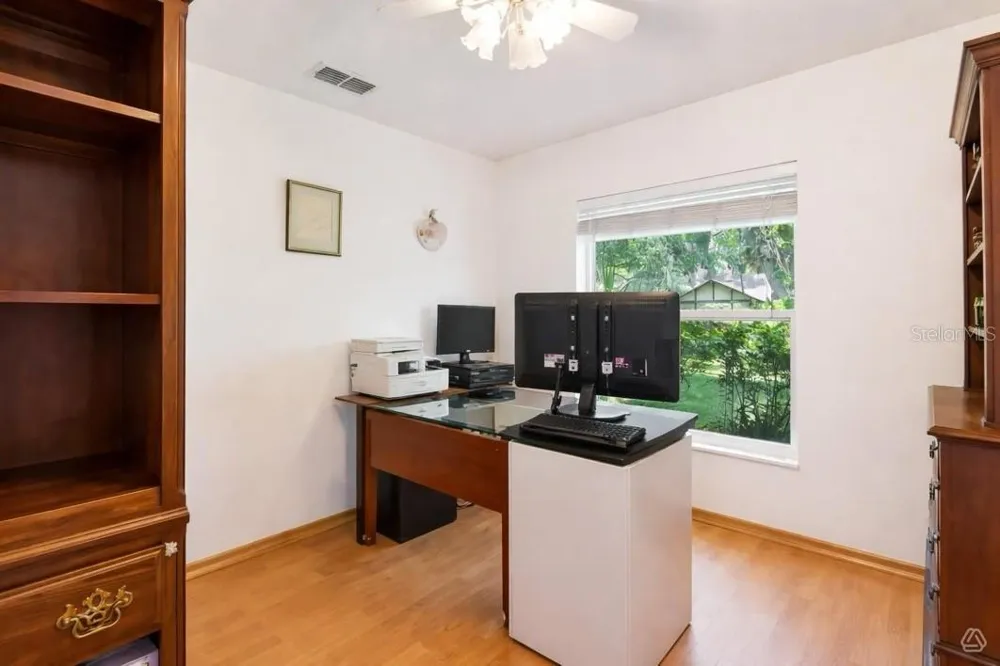 2610 TWELVE POINT DRIVE Lakeland, FL 33811