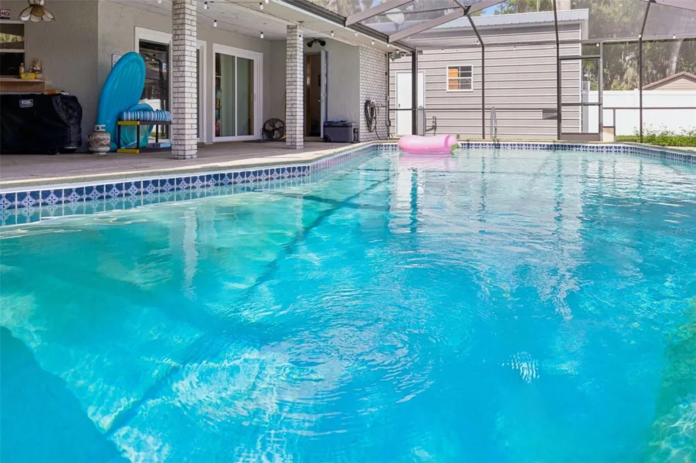 2610 TWELVE POINT DRIVE Lakeland, FL 33811