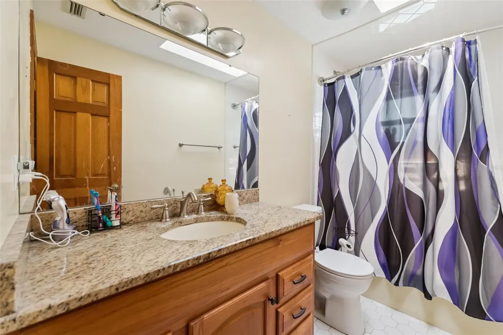 2610 TWELVE POINT DRIVE Lakeland, FL 33811