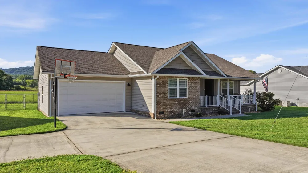394 California Avenue Dayton, TN 37321