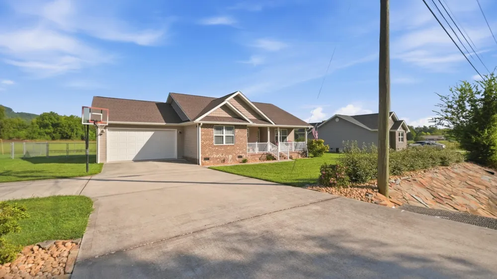394 California Avenue Dayton, TN 37321