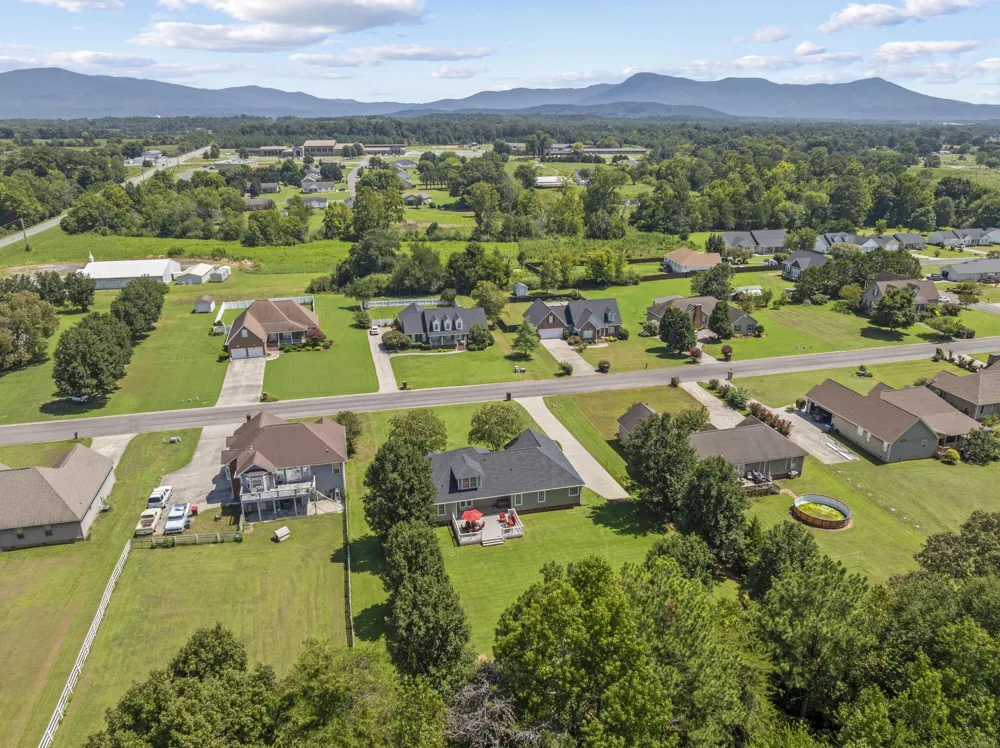 94 Chandler'S Ridge Drive Chatsworth, GA 30705