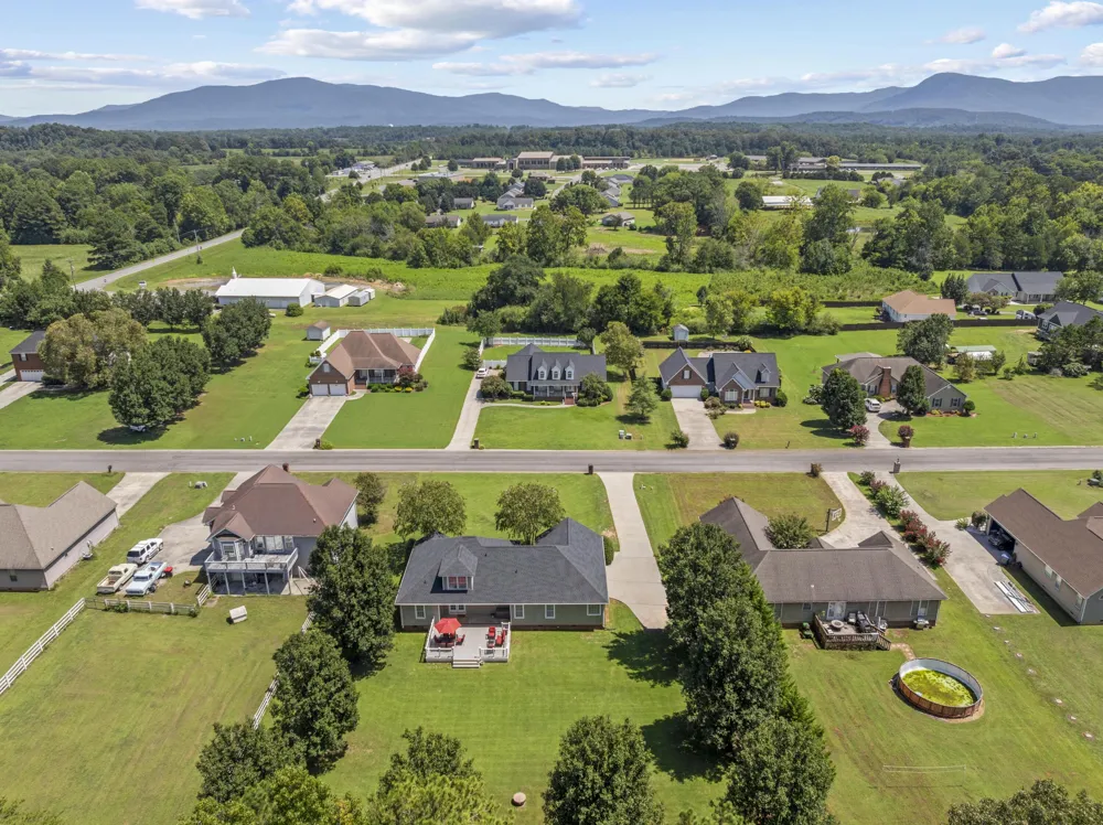 94 Chandler'S Ridge Drive Chatsworth, GA 30705
