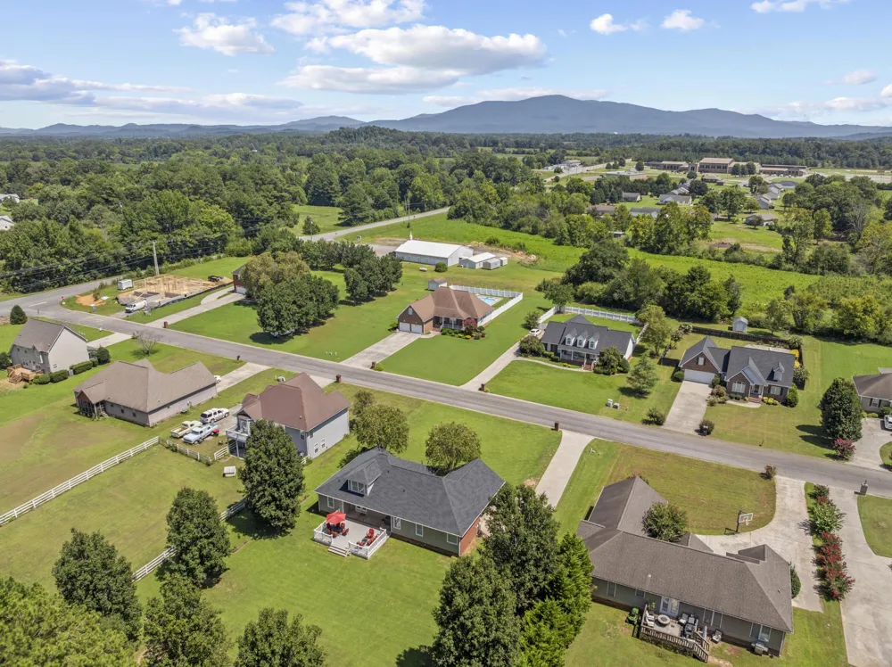 94 Chandler'S Ridge Drive Chatsworth, GA 30705