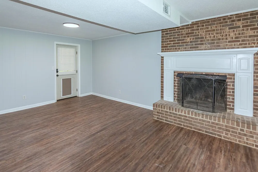 313 Maple Way Ringgold, GA 30736