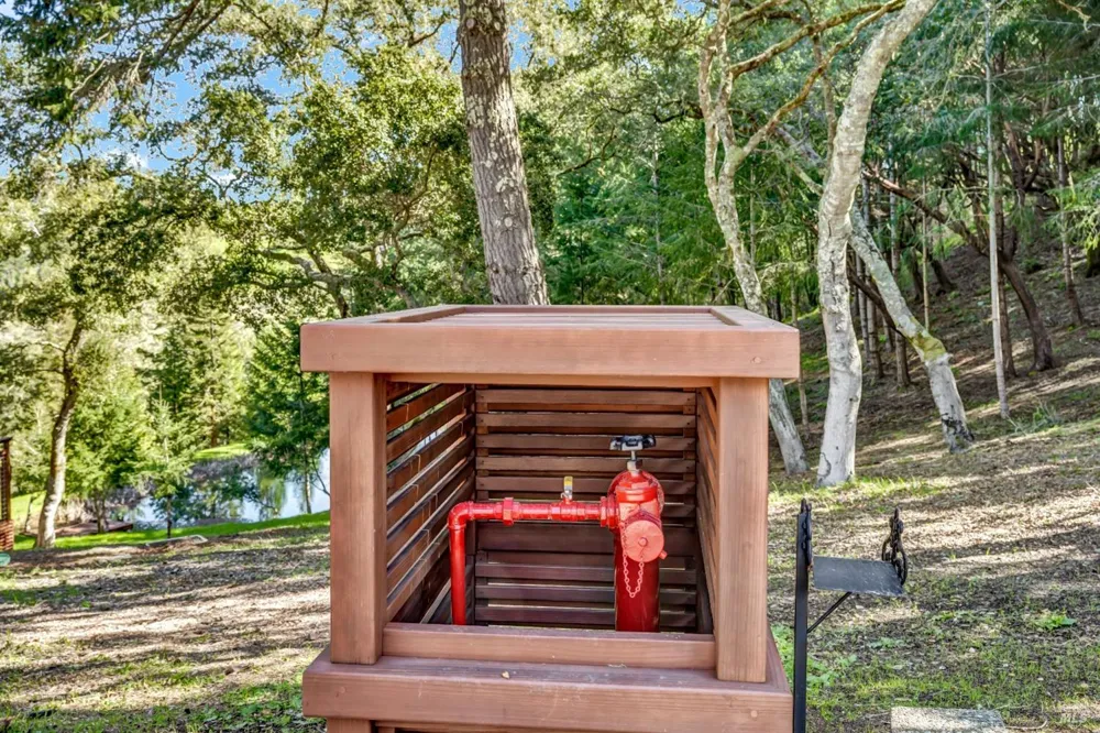 40 Los Pinos Nicasio, CA 94946