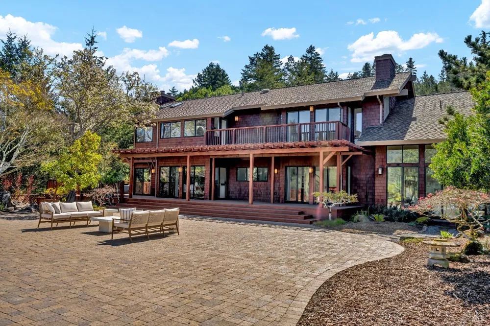 40 Los Pinos Nicasio, CA 94946