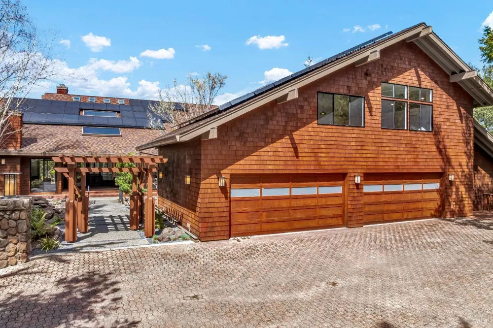 40 Los Pinos Nicasio, CA 94946
