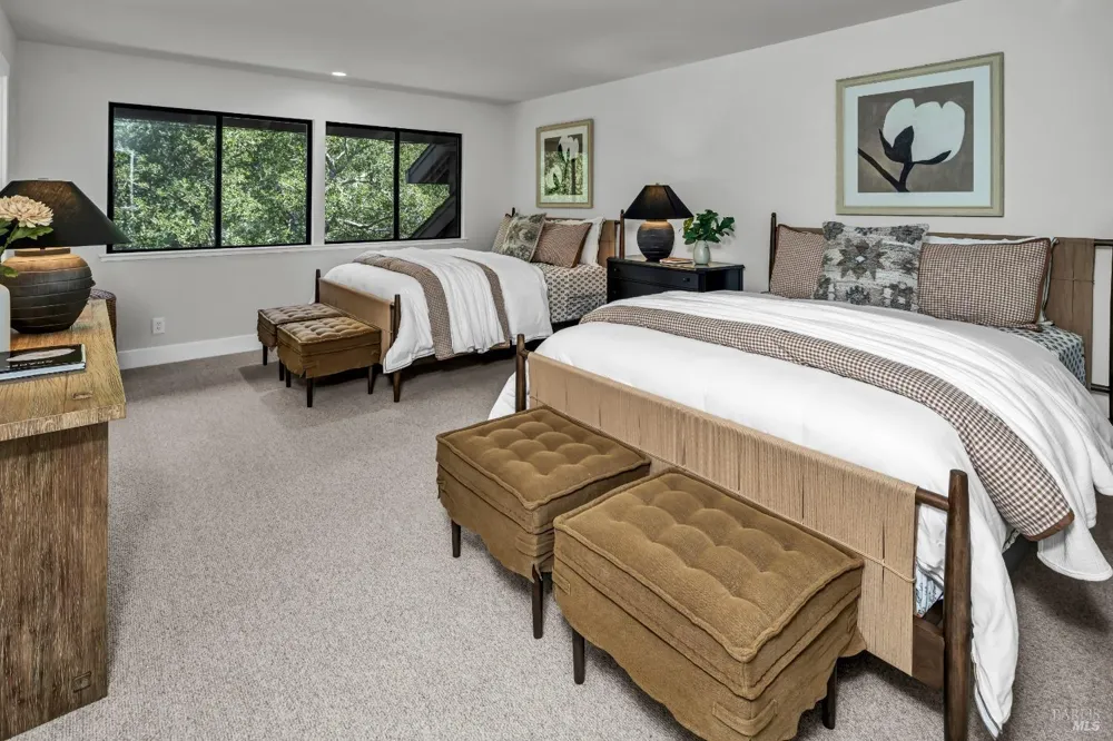 40 Los Pinos Nicasio, CA 94946