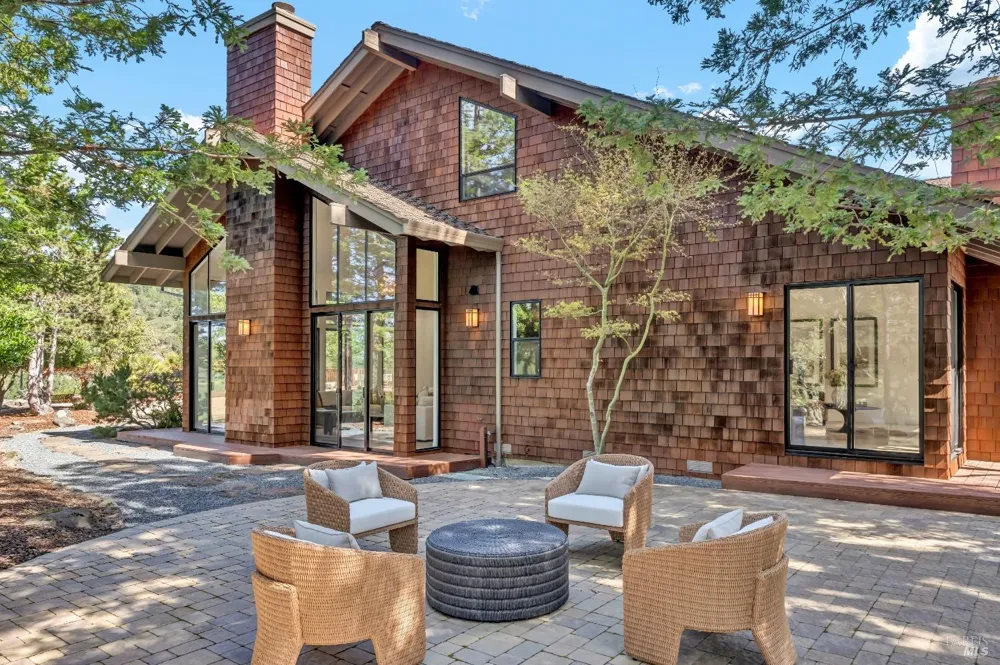 40 Los Pinos Nicasio, CA 94946