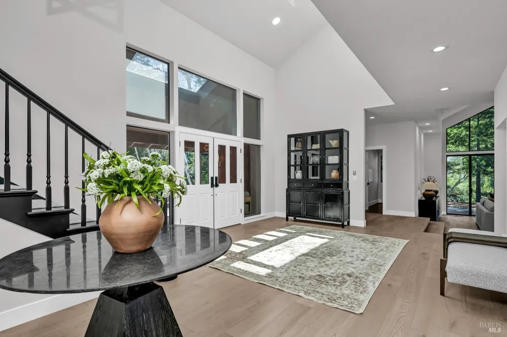 40 Los Pinos Nicasio, CA 94946