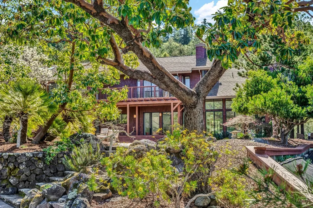 40 Los Pinos Nicasio, CA 94946
