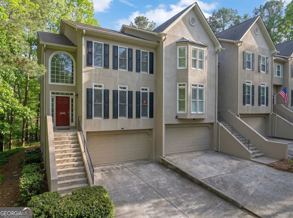 2588 Oakwood WAY SE Smyrna, GA 30080