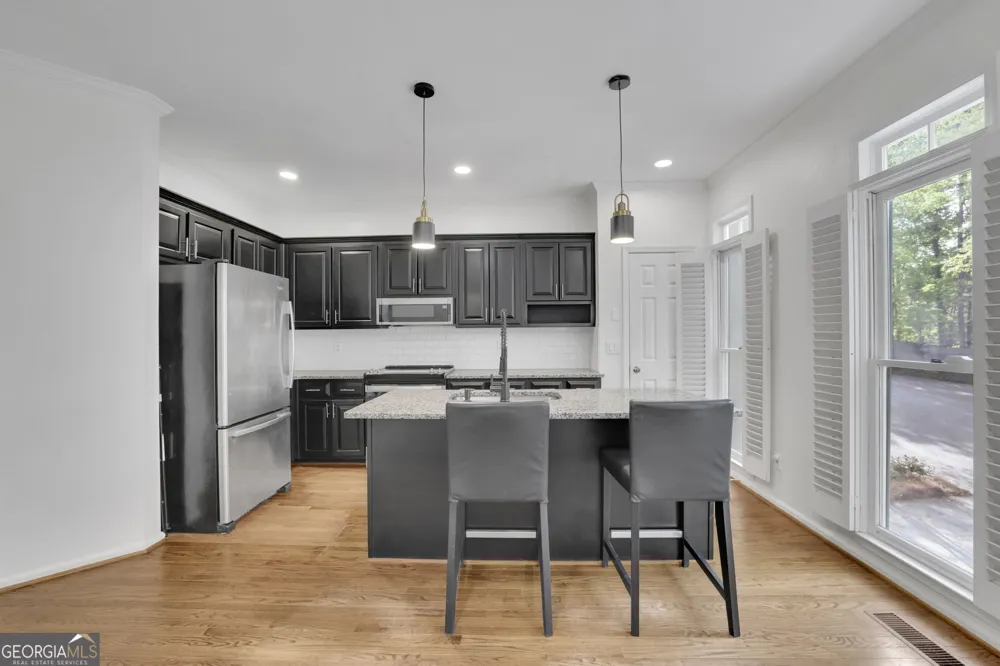 2588 Oakwood WAY SE Smyrna, GA 30080